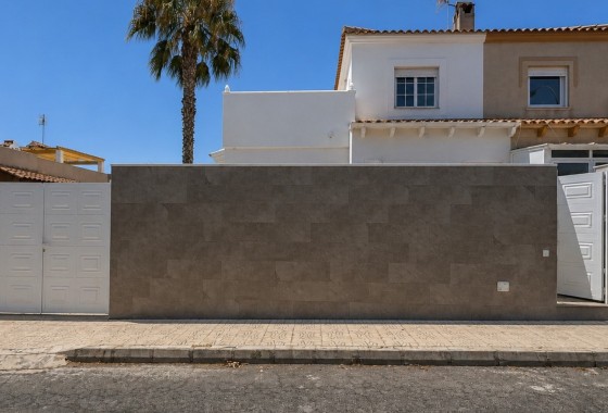 Adosado - Venta - Orihuela Costa -
                Los Altos