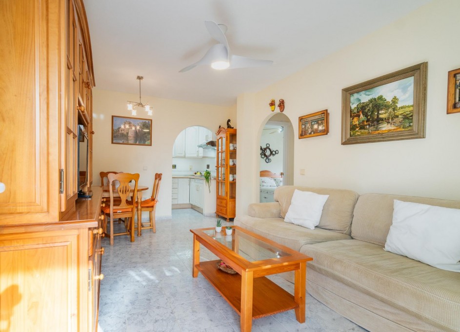 Alquiler a largo plazo - Apartamento piso -
Orihuela Costa - Playa Flamenca