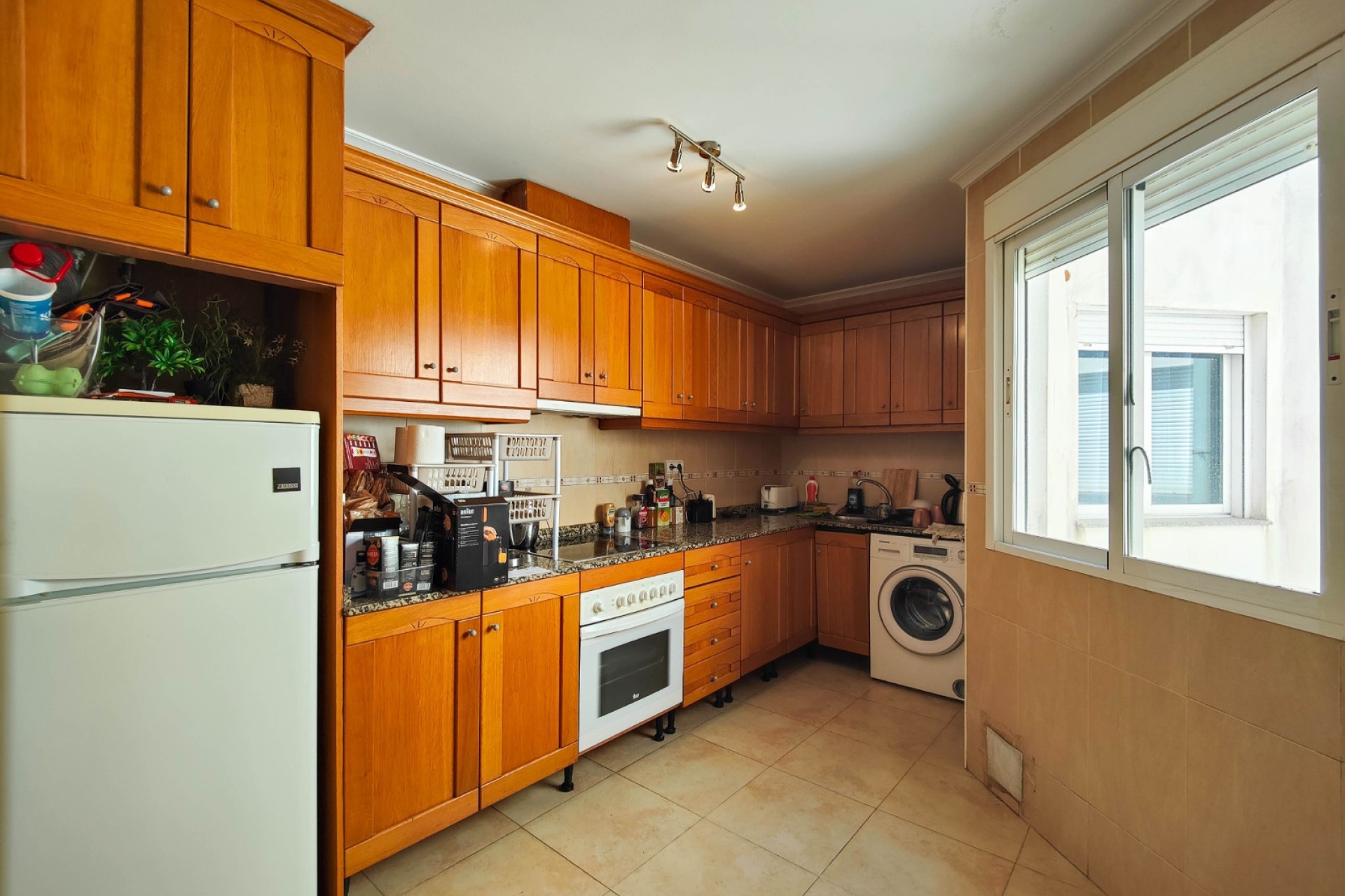 Alquiler a largo plazo - Apartamento / Piso -
Torrevieja