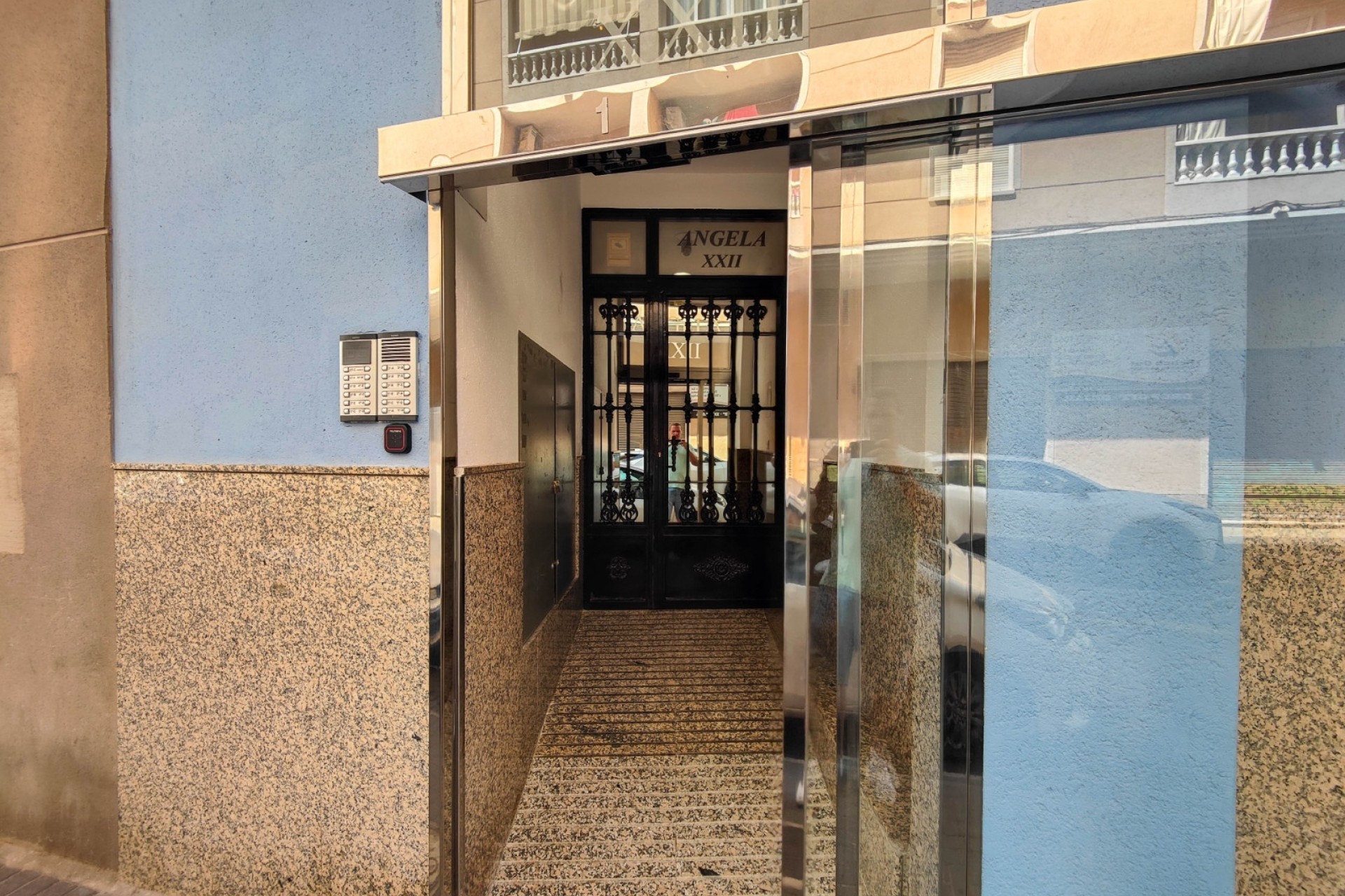 Alquiler a largo plazo - Apartamento / Piso -
Torrevieja