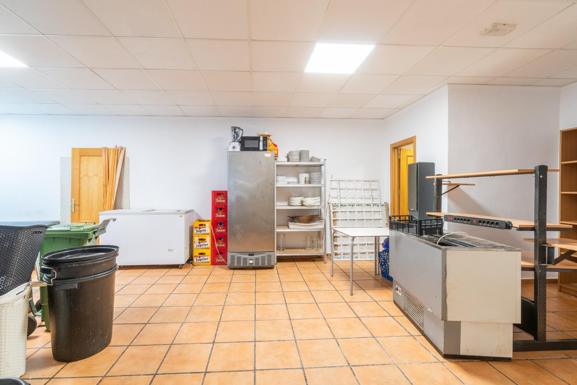 Alquiler a largo plazo - Comercial -
San Fulgencio - La marina