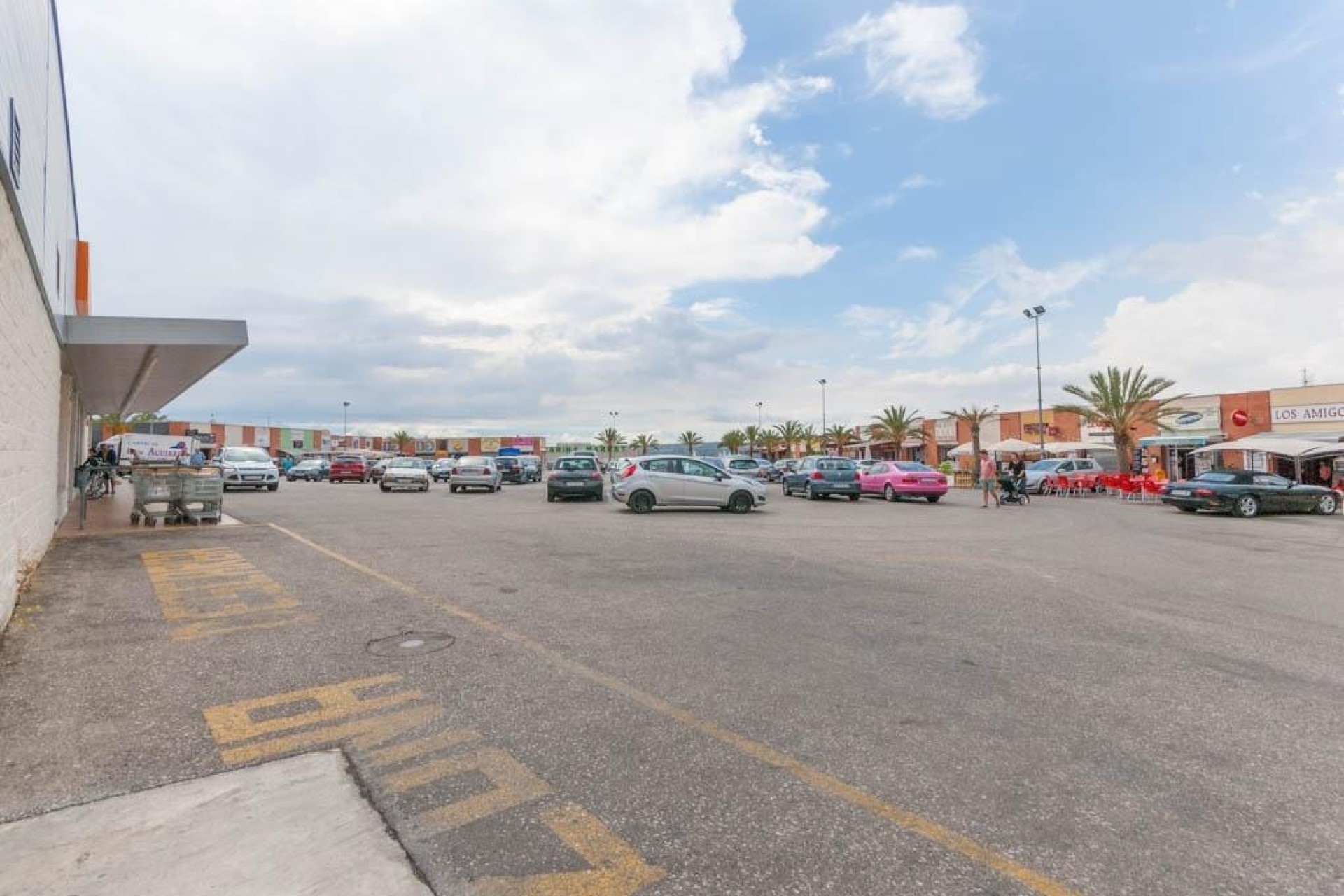 Alquiler a largo plazo - Comercial -
San Fulgencio - La marina
