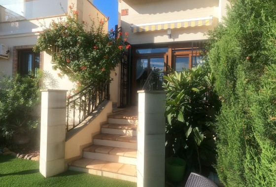 Apartament / Mieszkanie - Sprzedaż - Algorfa - La Finca Golf Resort
