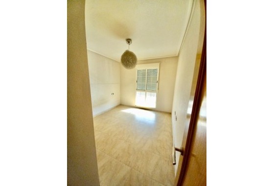 Apartament / Mieszkanie - Sprzedaż - Almoradí -
                Almoradí