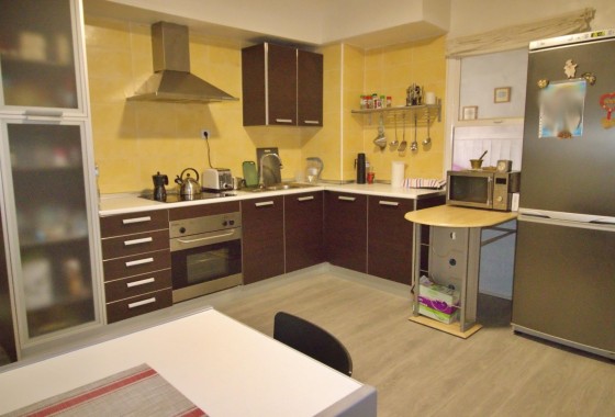 Apartament / Mieszkanie - Sprzedaż - Elche -
                Plaza Crevillente-juzgados
