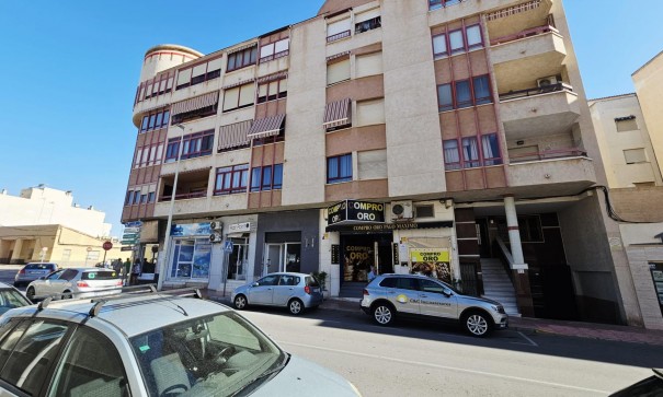 Apartament mieszkanie - Sprzedaż - Guardamar del Segura - Pueblo