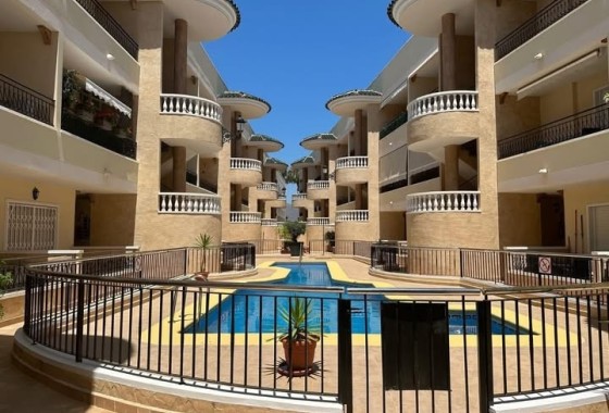 Apartament / Mieszkanie - Sprzedaż - Jacarilla - Jacarilla
