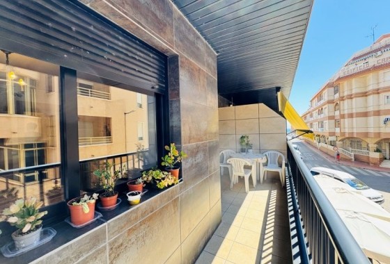 Apartament / Mieszkanie - Sprzedaż - La Mata - Costa Blanca
