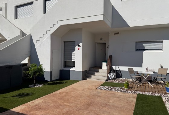 Apartament / Mieszkanie - Sprzedaż - Orihuela Costa - Entre Naranjos - Vistabella Golf