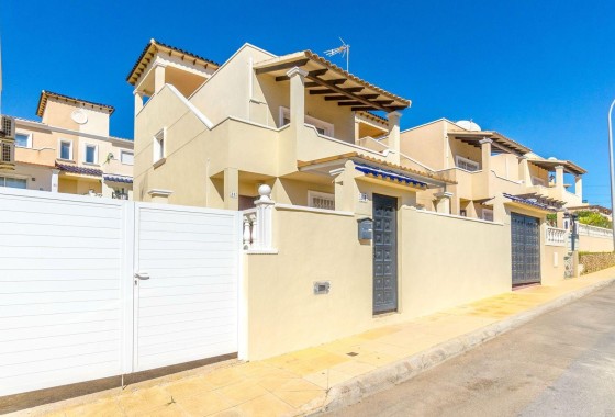 Apartament / Mieszkanie - Sprzedaż - Orihuela Costa - Las Filipinas