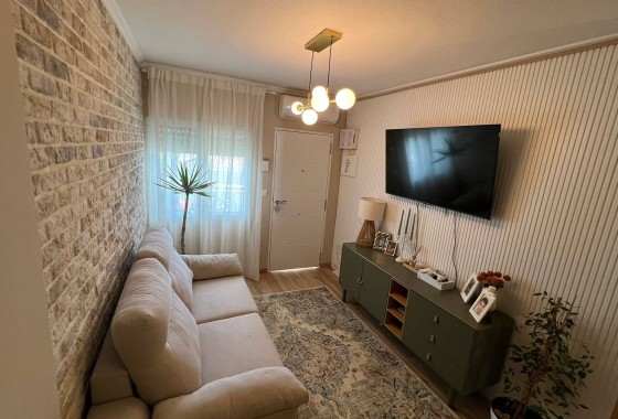 Apartament / Mieszkanie - Sprzedaż - Pilar de la Horadada - La Torre de la Horadada