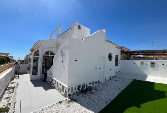 Apartament / Mieszkanie - Sprzedaż - Punta Prima - Serena