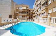 Apartament mieszkanie - Sprzedaż - Torrevieja - 8-00915