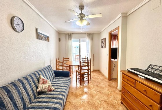 Apartament / Mieszkanie - Sprzedaż - Torrevieja - Center
