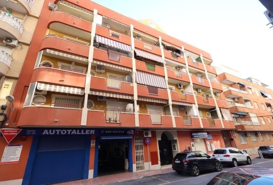 Apartament / Mieszkanie - Sprzedaż - Torrevieja -
                Center