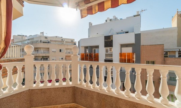 Apartament mieszkanie - Sprzedaż - Torrevieja - Centro