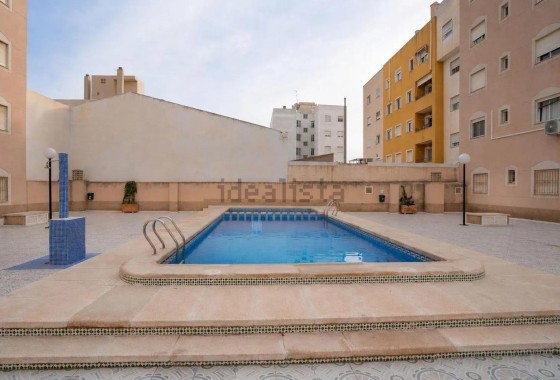 Apartament / Mieszkanie - Sprzedaż - Torrevieja -
                El molino