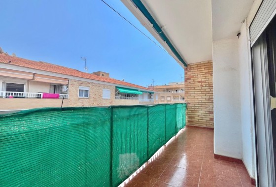 Apartament / Mieszkanie - Sprzedaż - Torrevieja - Estacion de autobuses