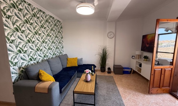 Apartament mieszkanie - Sprzedaż - Torrevieja - La Mata