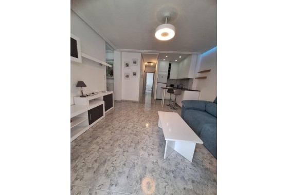 Apartament / Mieszkanie - Sprzedaż - Torrevieja -
                Nueva Torrevieja