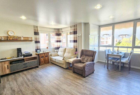 Apartament / Mieszkanie - Sprzedaż - Torrevieja -
                Playa del Cura