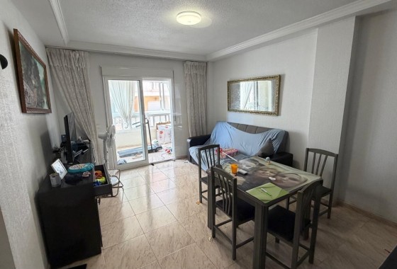 Apartament / Mieszkanie - Sprzedaż - Torrevieja -
                Playa del Cura