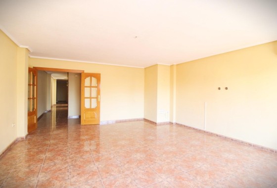 Apartament / Mieszkanie - Sprzedaż - Torrevieja - Torrevieja
