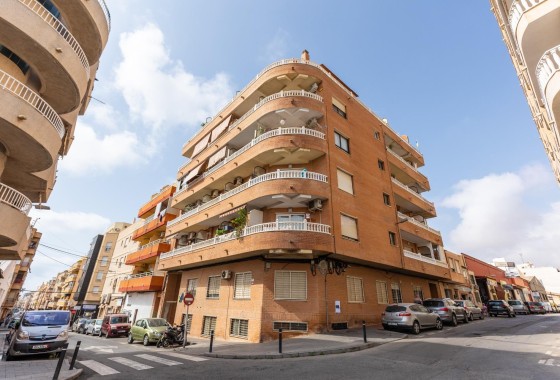 Apartament / Mieszkanie - Sprzedaż - Torrevieja - Torrevieja