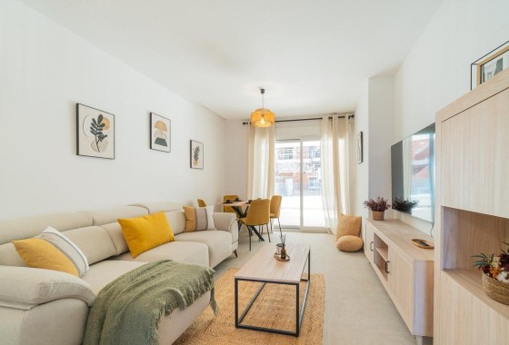 Apartamento / Piso - Alquiler a largo plazo - Orihuela Costa -
                Playa Flamenca