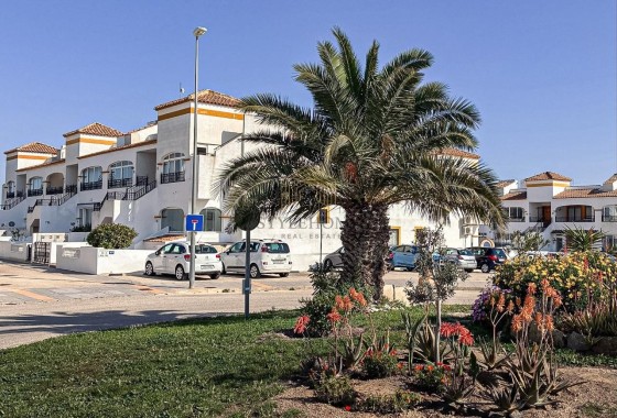 Apartamento / Piso - Venta - Entre Naranjos - Vistabella Golf - Entre Naranjos - Vistabella Golf