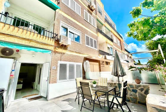Apartamento / Piso - Venta - La Zenia -
                La Zenia
