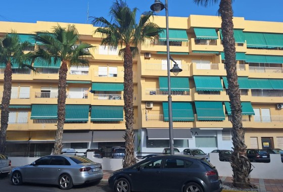 Apartamento / Piso - Venta - Puerto de mazarron - Centro