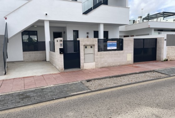 Apartamento / Piso - Venta - Santiago de La Ribera -
                Santiago de la Ribera