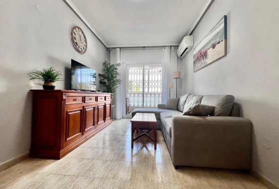 Apartamento / Piso - Venta - Torrevieja - Acequion