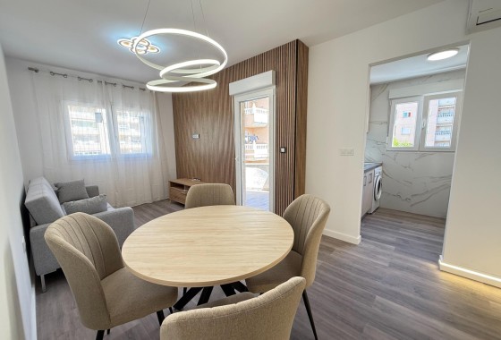 Apartamento piso - Venta - Torrevieja - Center