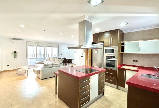 Apartamento / Piso - Venta - Torrevieja - Center