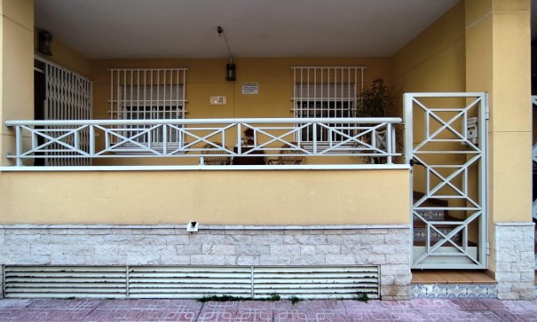 Apartamento piso - Venta - Torrevieja - Estacion de autobuses