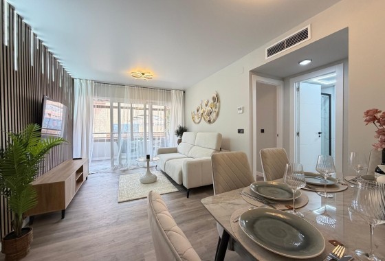 Apartamento / Piso - Venta - Torrevieja - Estacion de autobuses