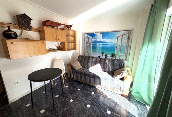 Apartamento / Piso - Venta - Torrevieja - La Mata
