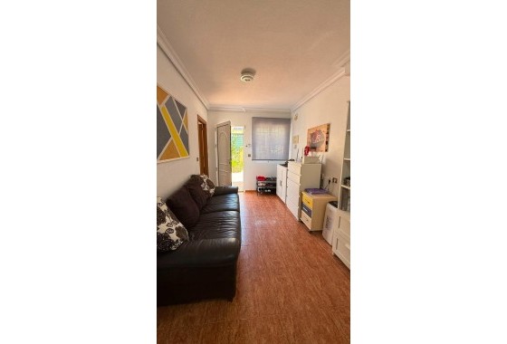 Apartamento / Piso - Venta - Torrevieja - La Mata