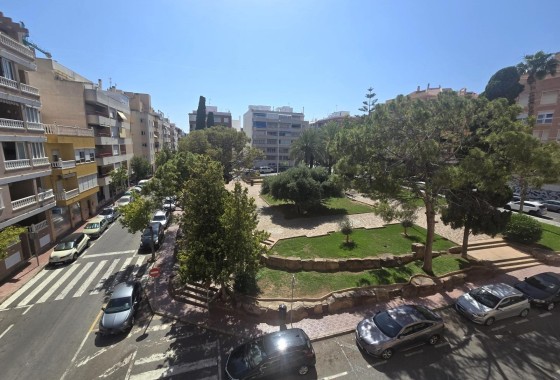 Apartamento / Piso - Venta -
        Torrevieja - MLS-45587