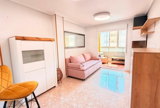 Apartamento / Piso - Venta - Torrevieja -
                Nueva Torrevieja