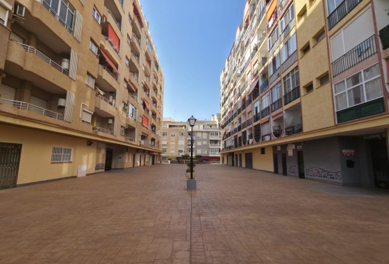 Apartamento / Piso - Venta - Torrevieja -
                Playa del Cura