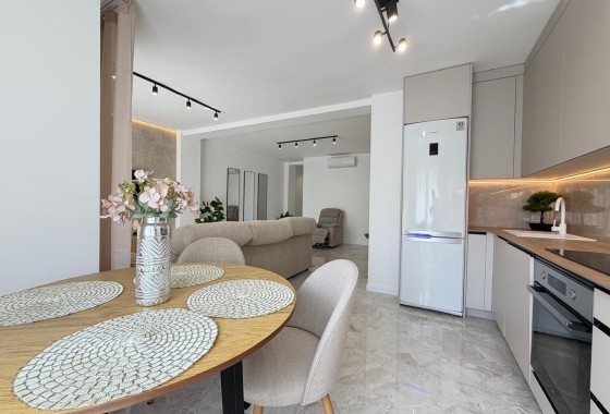 Apartamento / Piso - Venta - Torrevieja - Playa del Cura