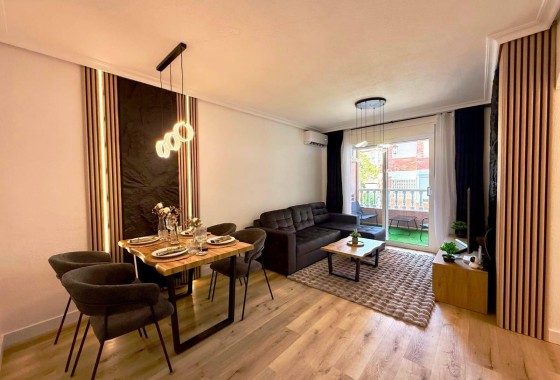 Apartamento / Piso - Venta - Torrevieja -
                Playa del Cura