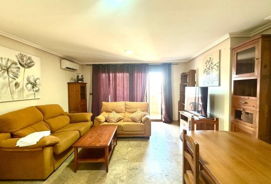 Apartamento / Piso - Venta - Torrevieja - Torrevieja