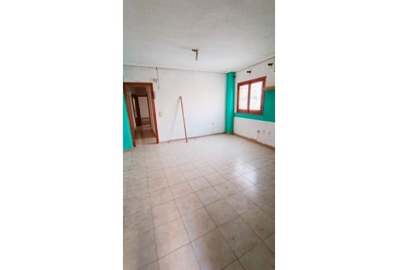 Apartamento / Piso - Venta - Torrevieja -
                Torrevieja