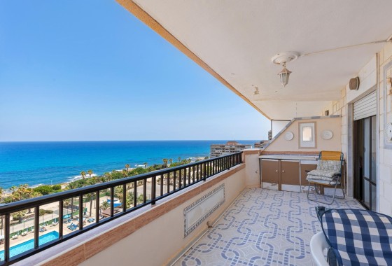 Apartement Flat - Herverkoop -
        Torrevieja - C2R-59398