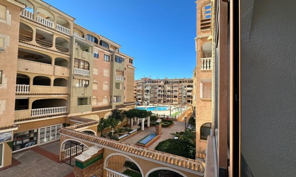 Apartement Flat - Herverkoop - Torrevieja - Centro