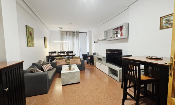 Apartement Flat - Herverkoop - Torrevieja - Estacion de autobuses